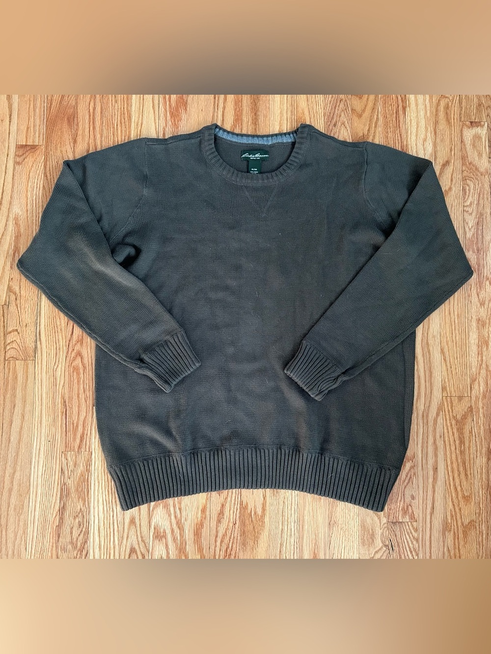 Eddie Bauer Men's Green Crewneck Sweater